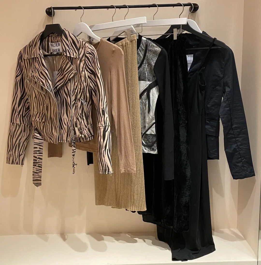 What Is A Clever Alice Sample Sale? - clever alice