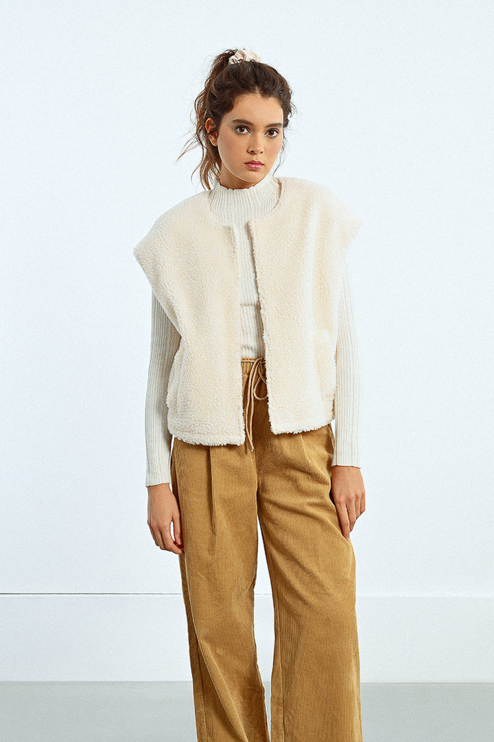 Molly Bracken WOVEN SLEEVELESS JACKET