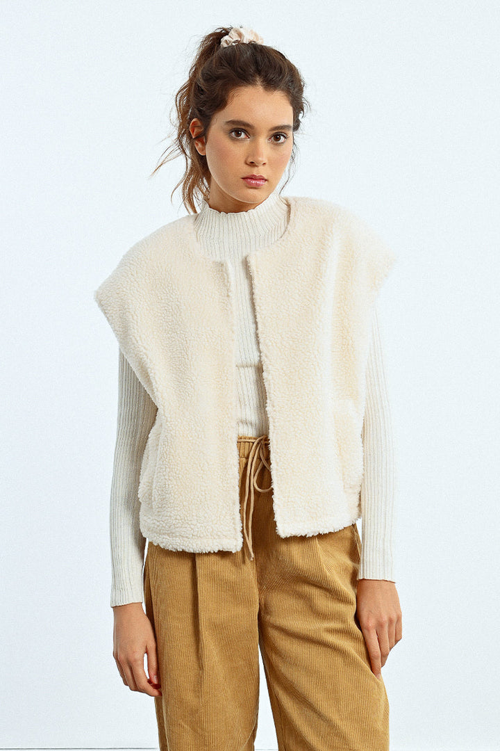Molly Bracken WOVEN SLEEVELESS JACKET