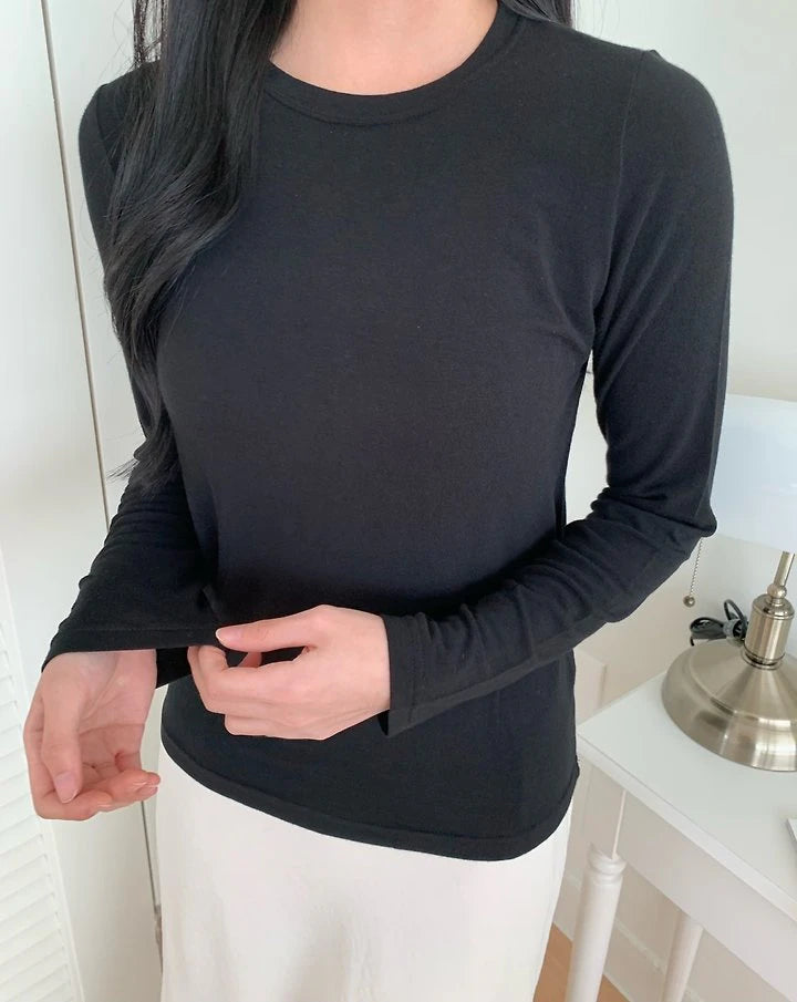 Clever Alice Wool Round Neck Tee