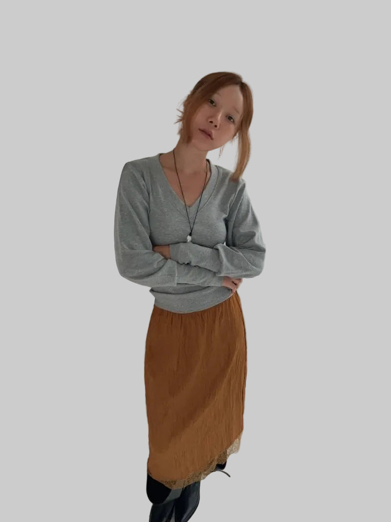 Clever Alice V Shirring Tee