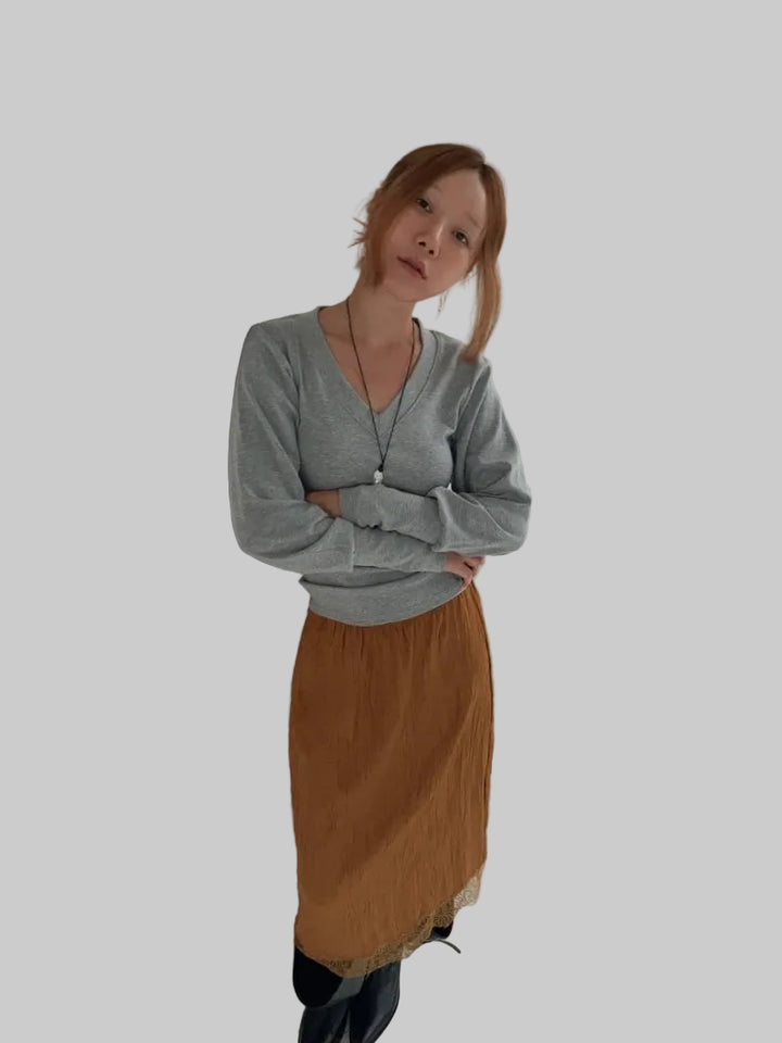 Clever Alice V Shirring Tee