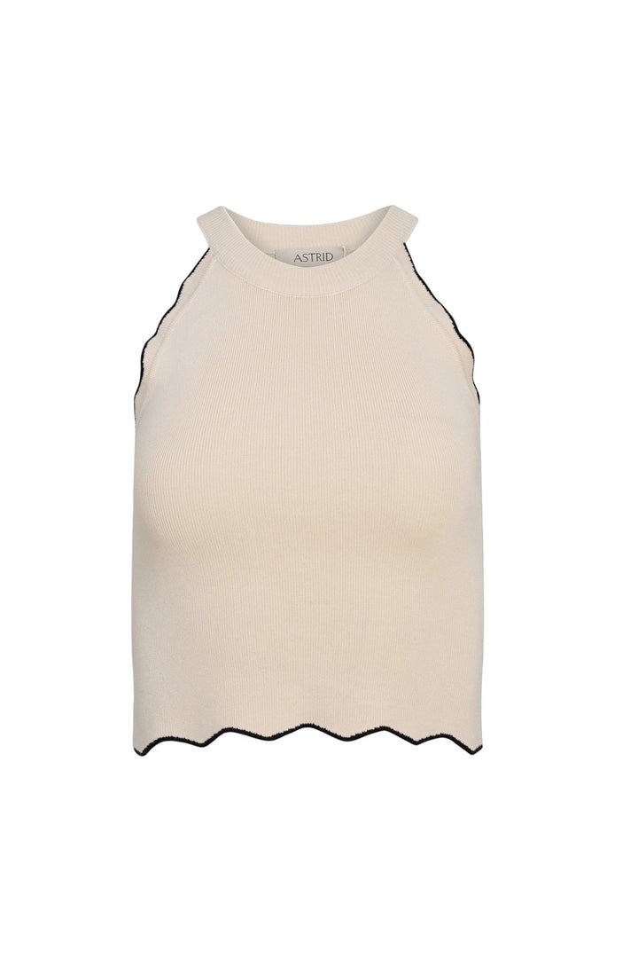Astrid Azzura Top in Cream - clever alice