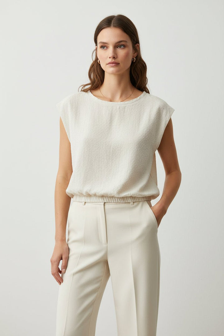 Garconne Crop Linen Top - clever alice