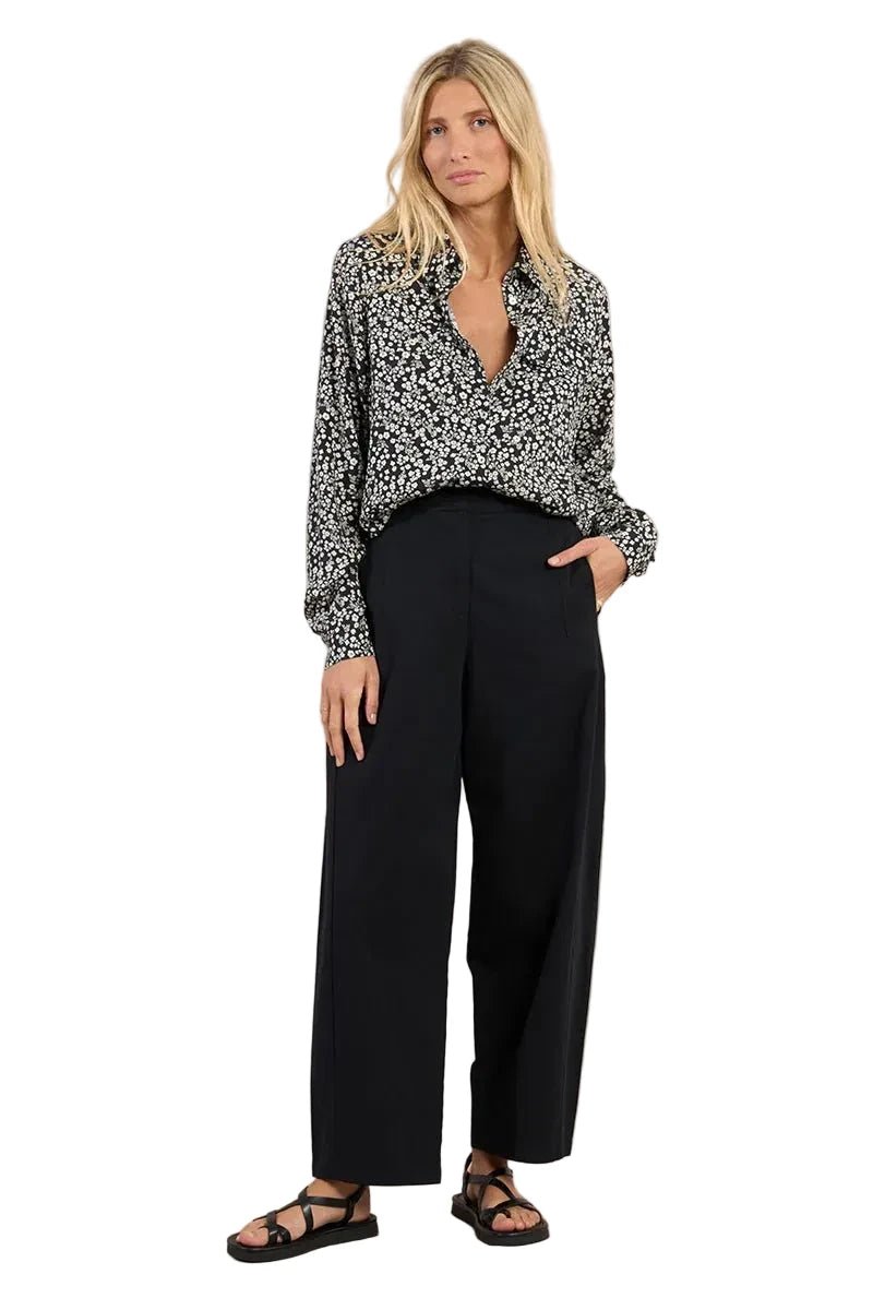 Molly Bracken Printed shirt, flap pockets - clever alice
