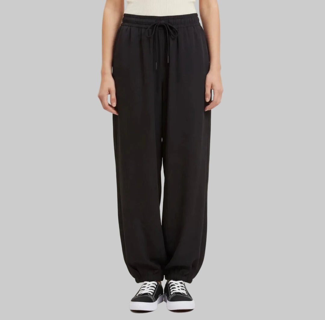 Sweewe Relaxed Fit Drawstring Joggers - clever alice