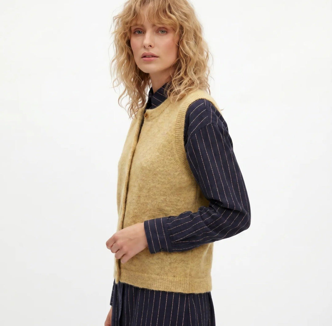 Sweewe Willow Vest - clever alice